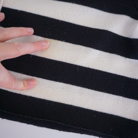 Vintage Ami Knits Black Red White Cardigan Preppy Collegiate 80s Vintage M - Picture 5 of 11